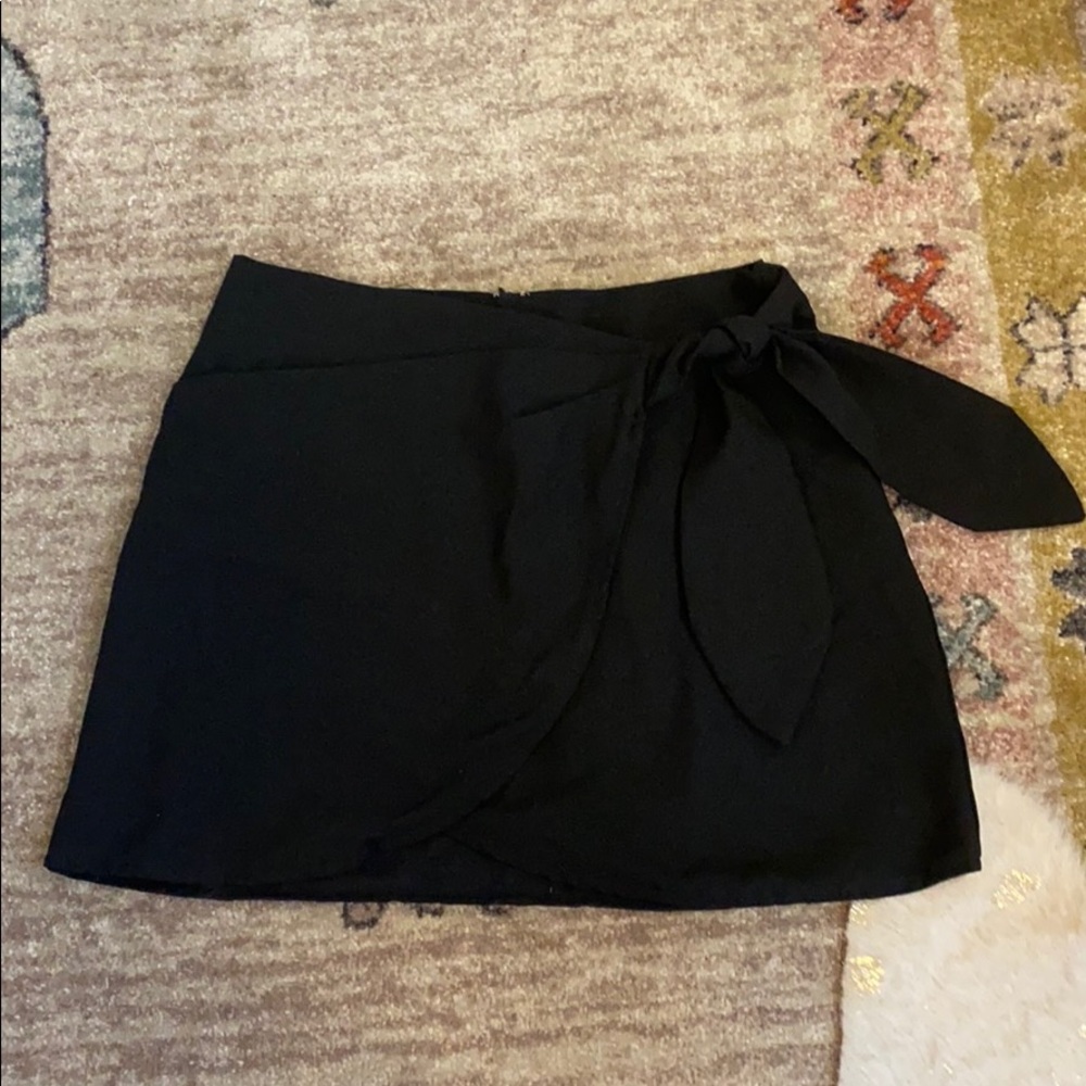 Black Skirt with Tie